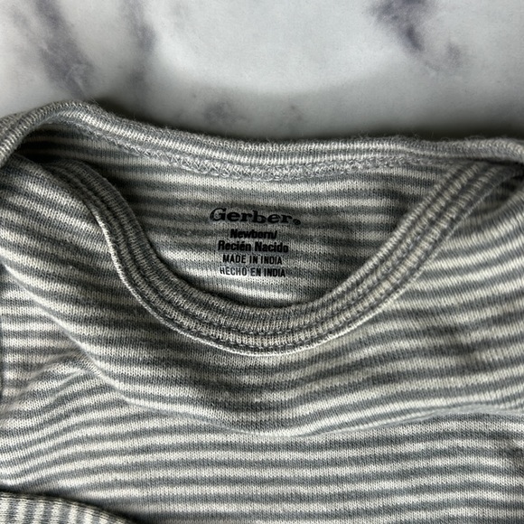 🚼 Baby Boy Gerber Newborn Top Set SZ: 0-3months - Picture 9 of 9
